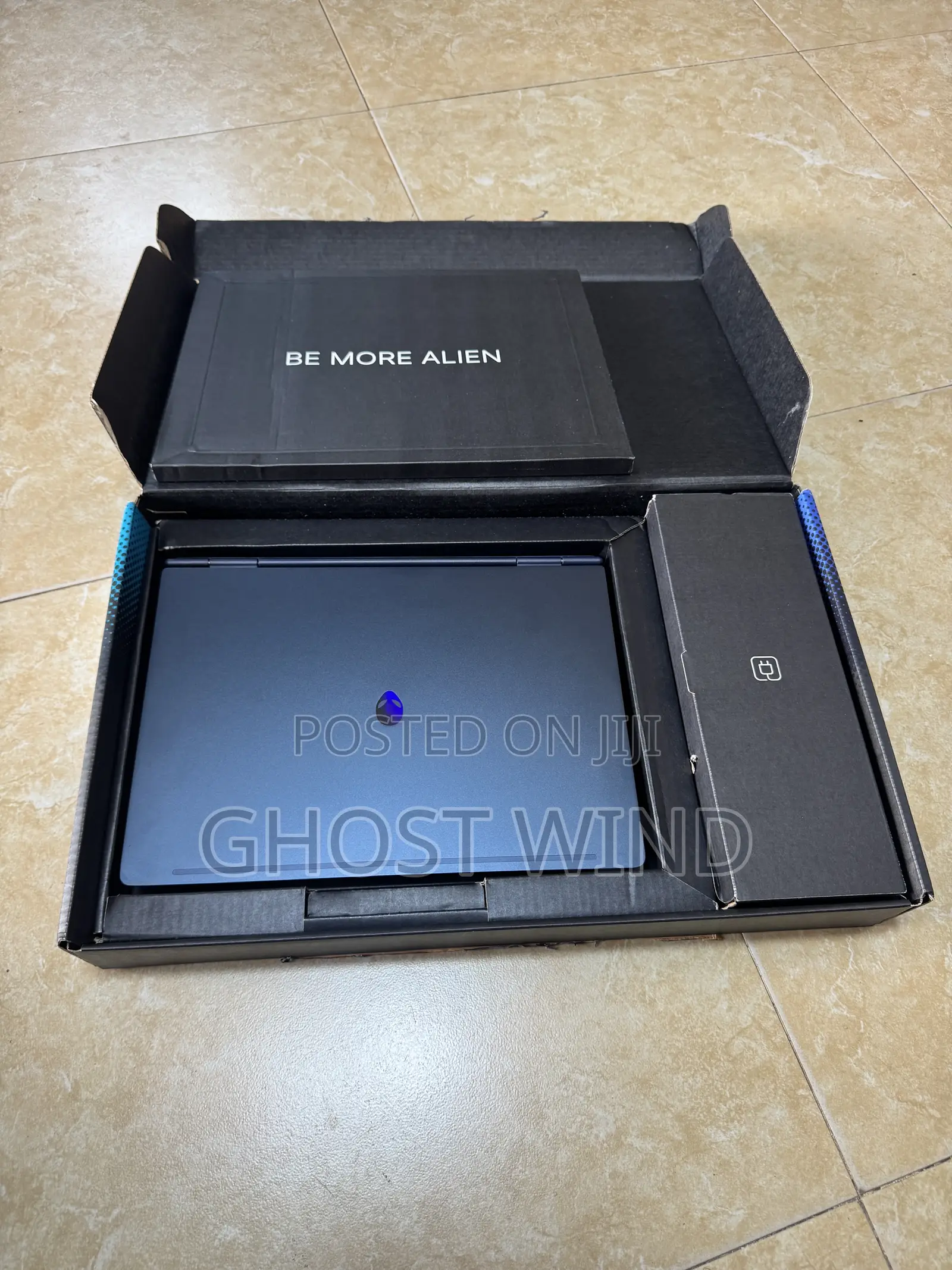 New Laptop Alienware 16 Aurora 16GB Intel Core 7 SSD 1T