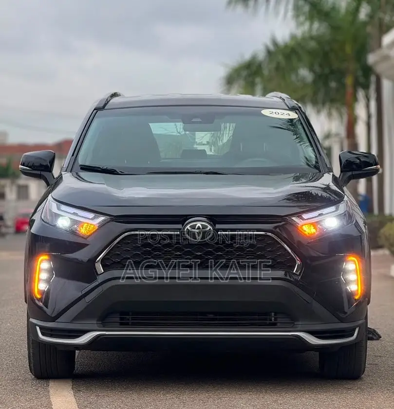 Toyota RAV4 XLE AWD 2024 Black