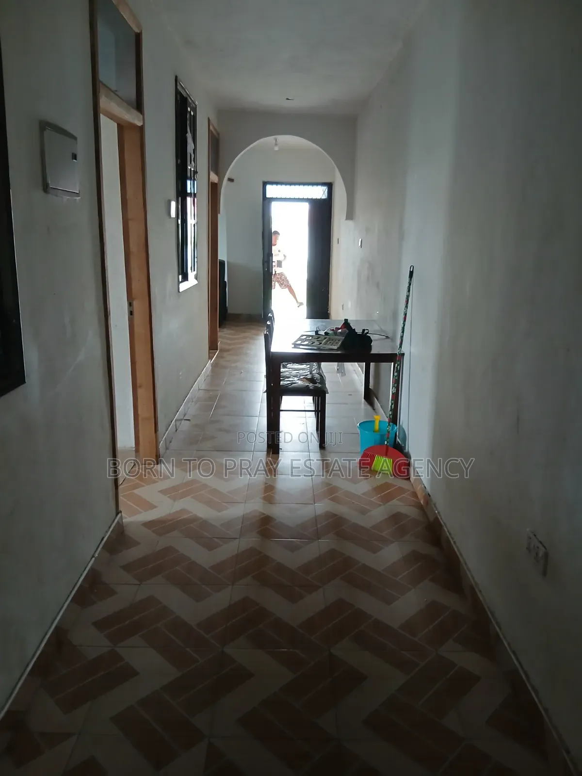 2bdrm Apartment in Born To Pray Estate, Kumasi Metropolitan for rent