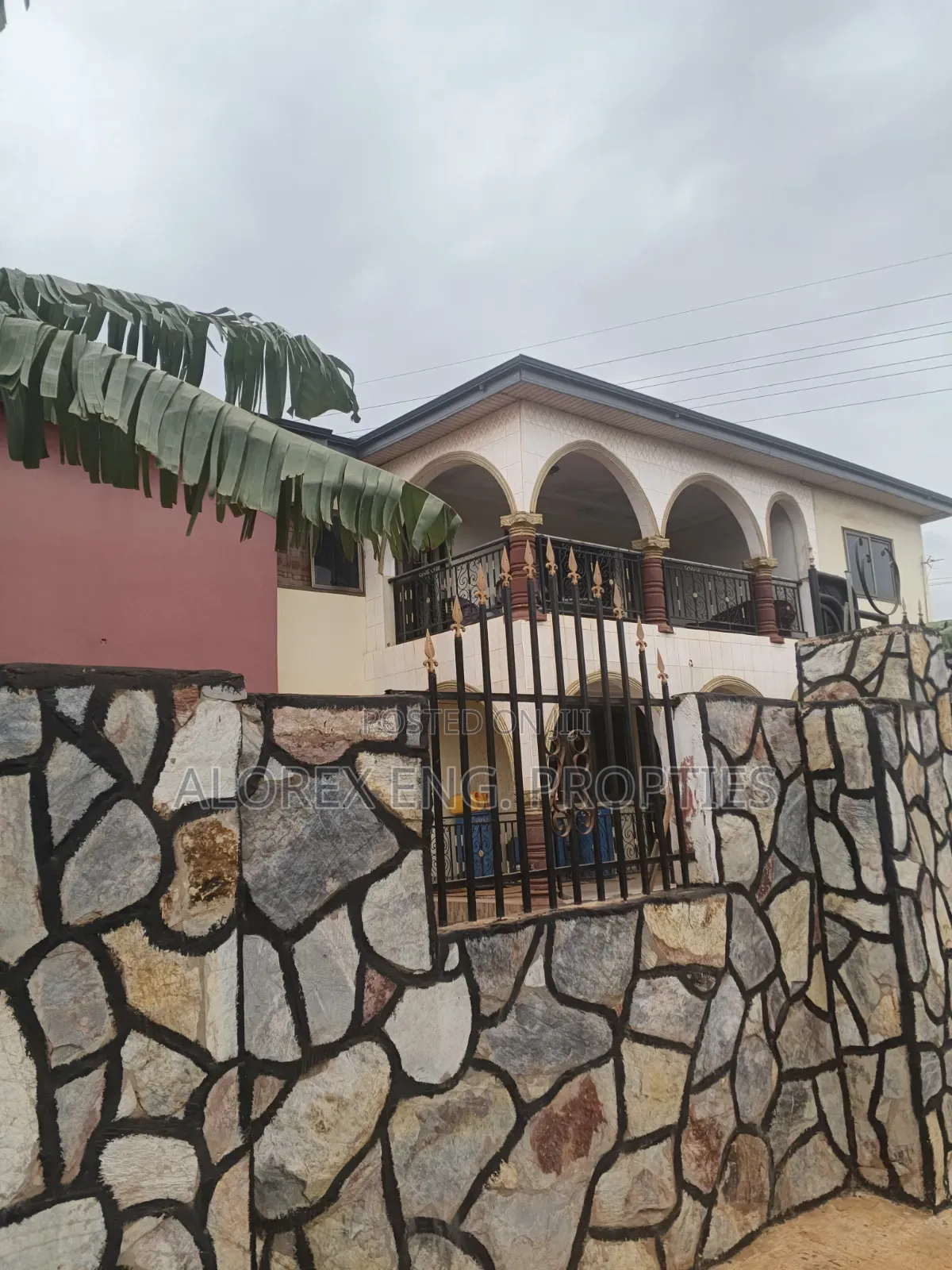 1bdrm Apartment in Amanfro Adenta, Frafraha for rent
