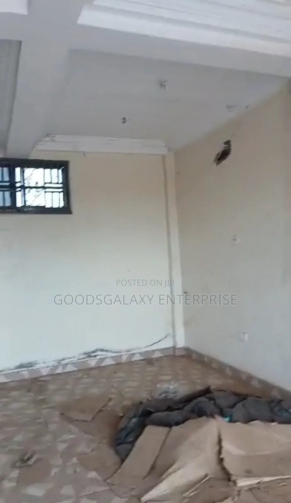 Space for Rent at Abuakwa Close to the Roadside