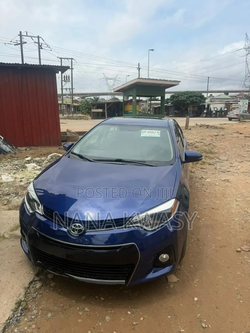 Toyota Corolla 2017 Blue