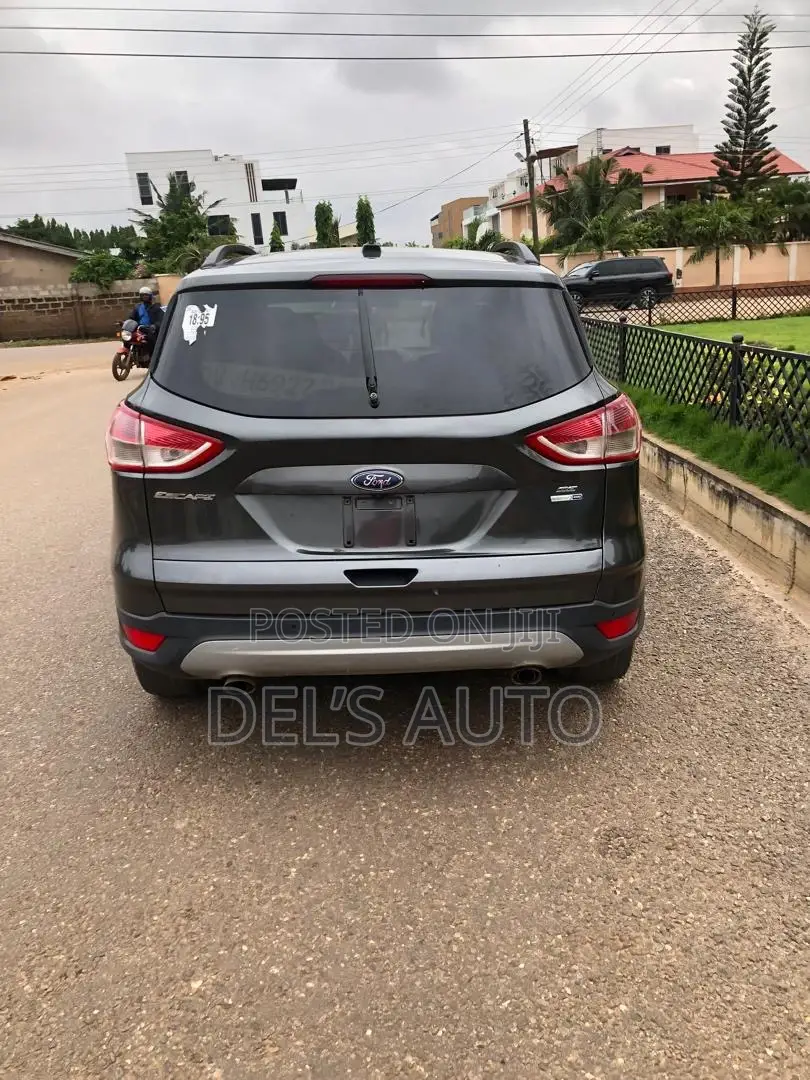 Ford Escape SE 4x4 2016 Gray