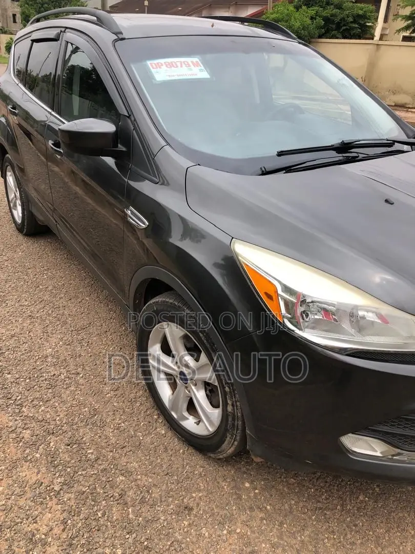 Ford Escape SE 4x4 2016 Gray