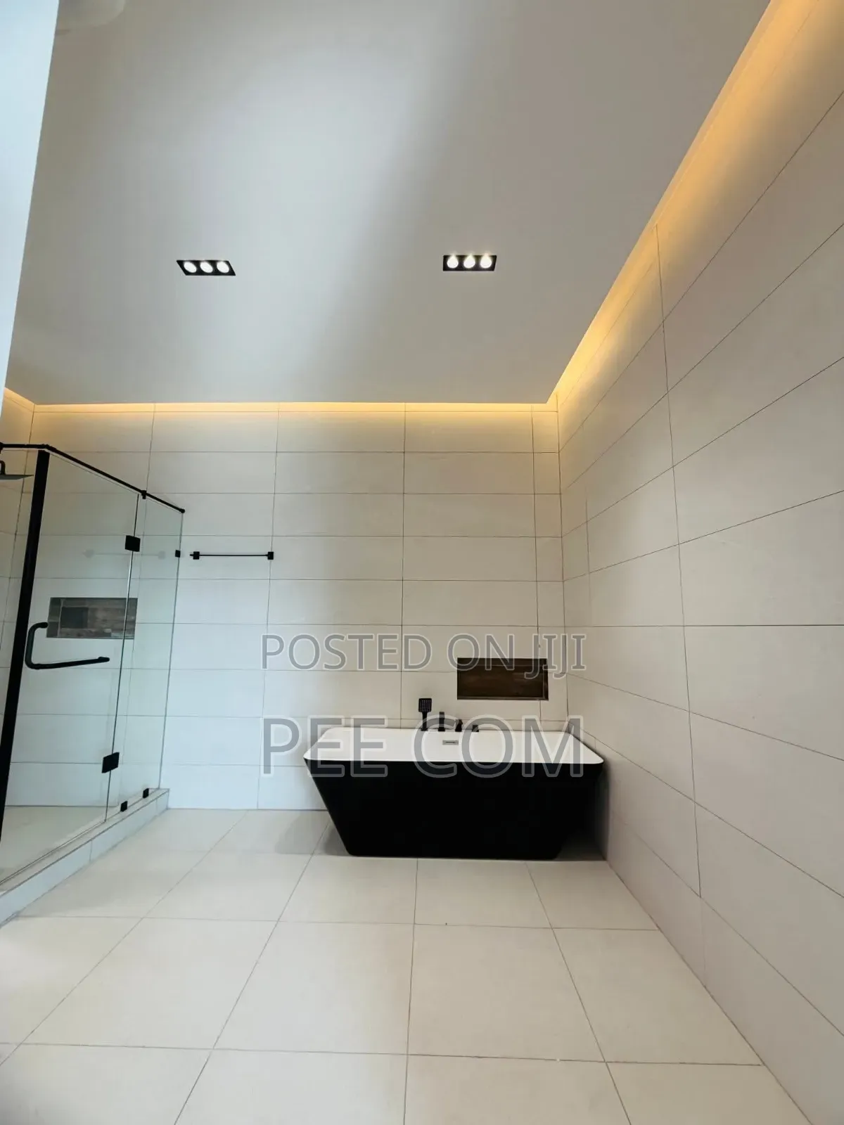 4bdrm House in Ghana Flag for sale