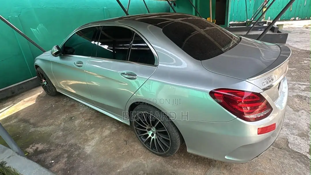 Mercedes-Benz C300 2015 Silver