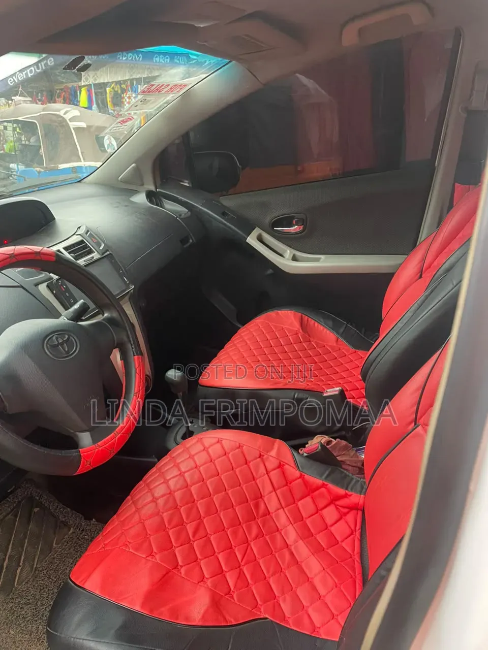 Toyota Yaris 2010 White