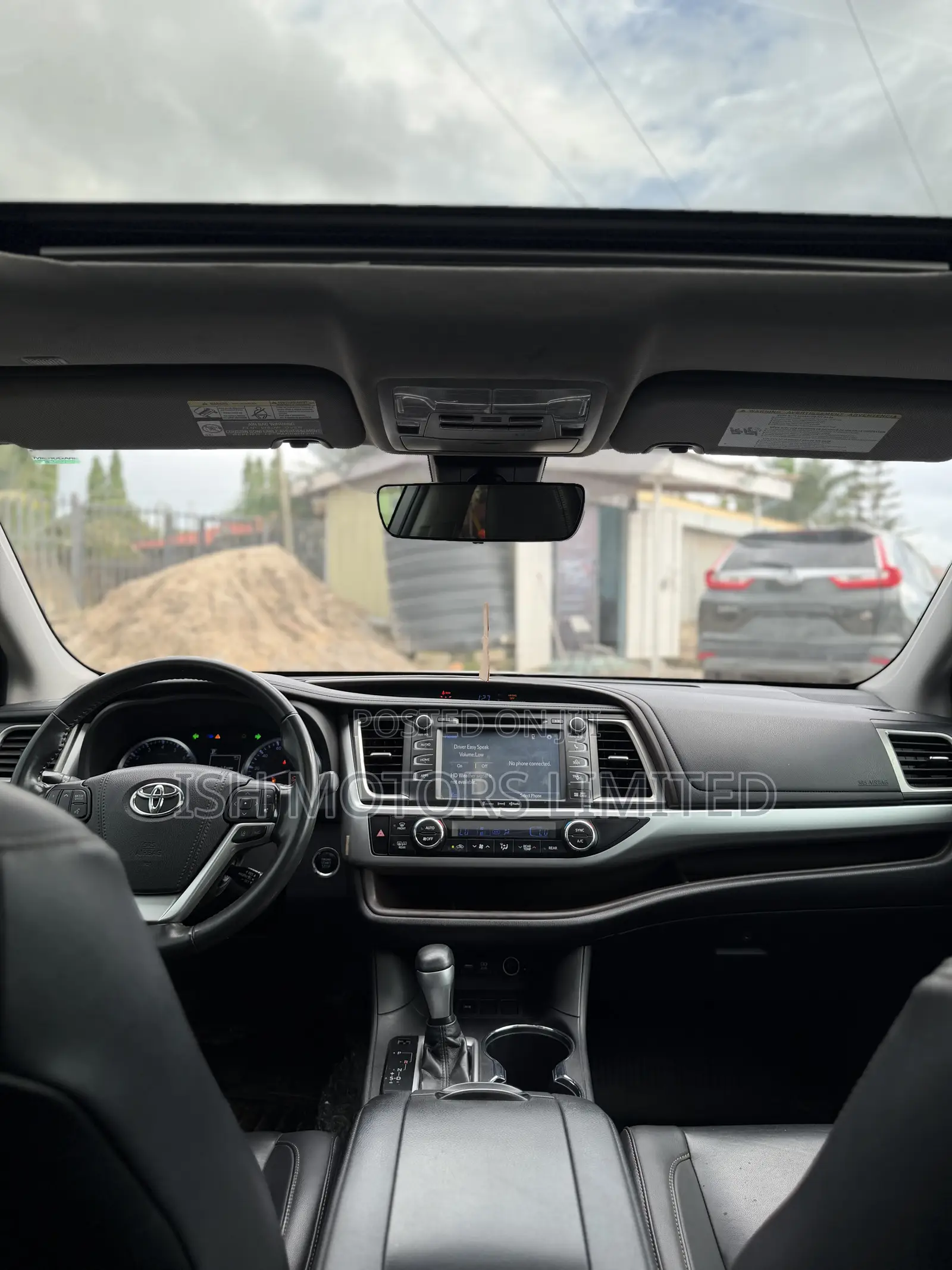 Toyota Highlander XLE 2019 Brown