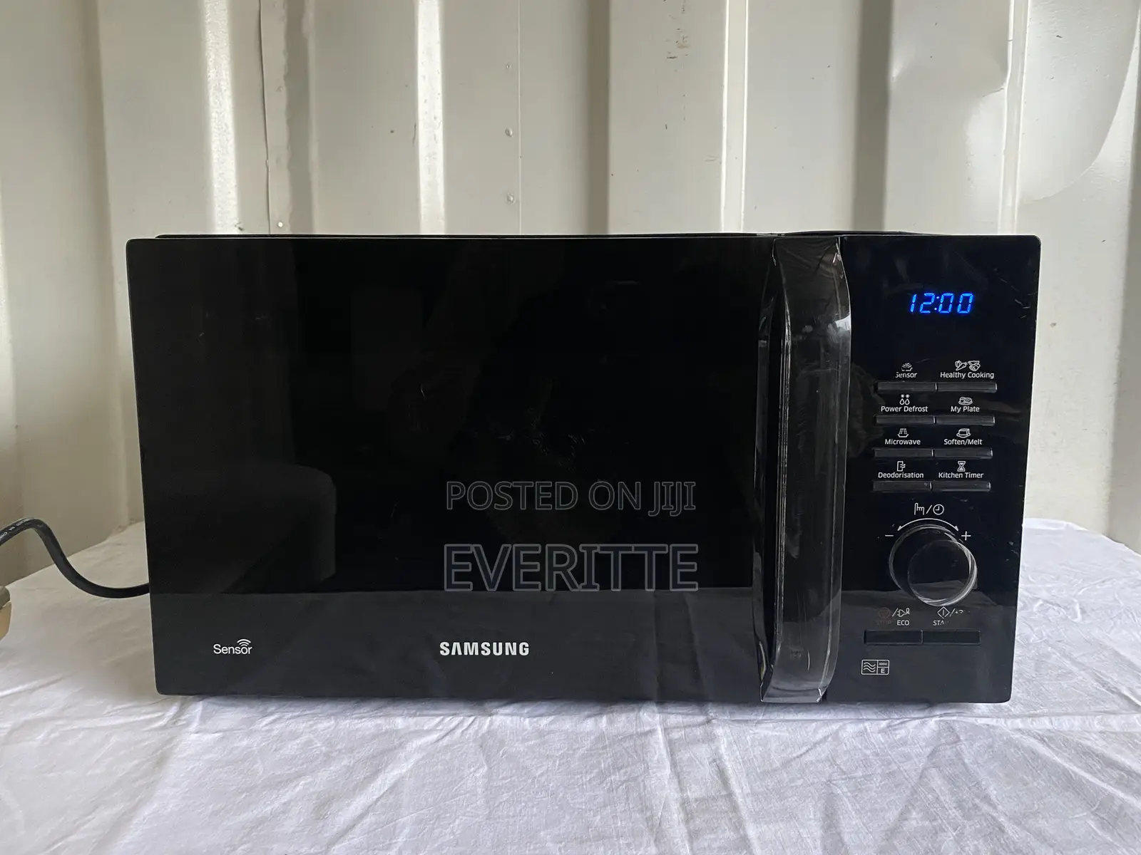 Samsung Microwave (Sensor Tech) – GHS 500