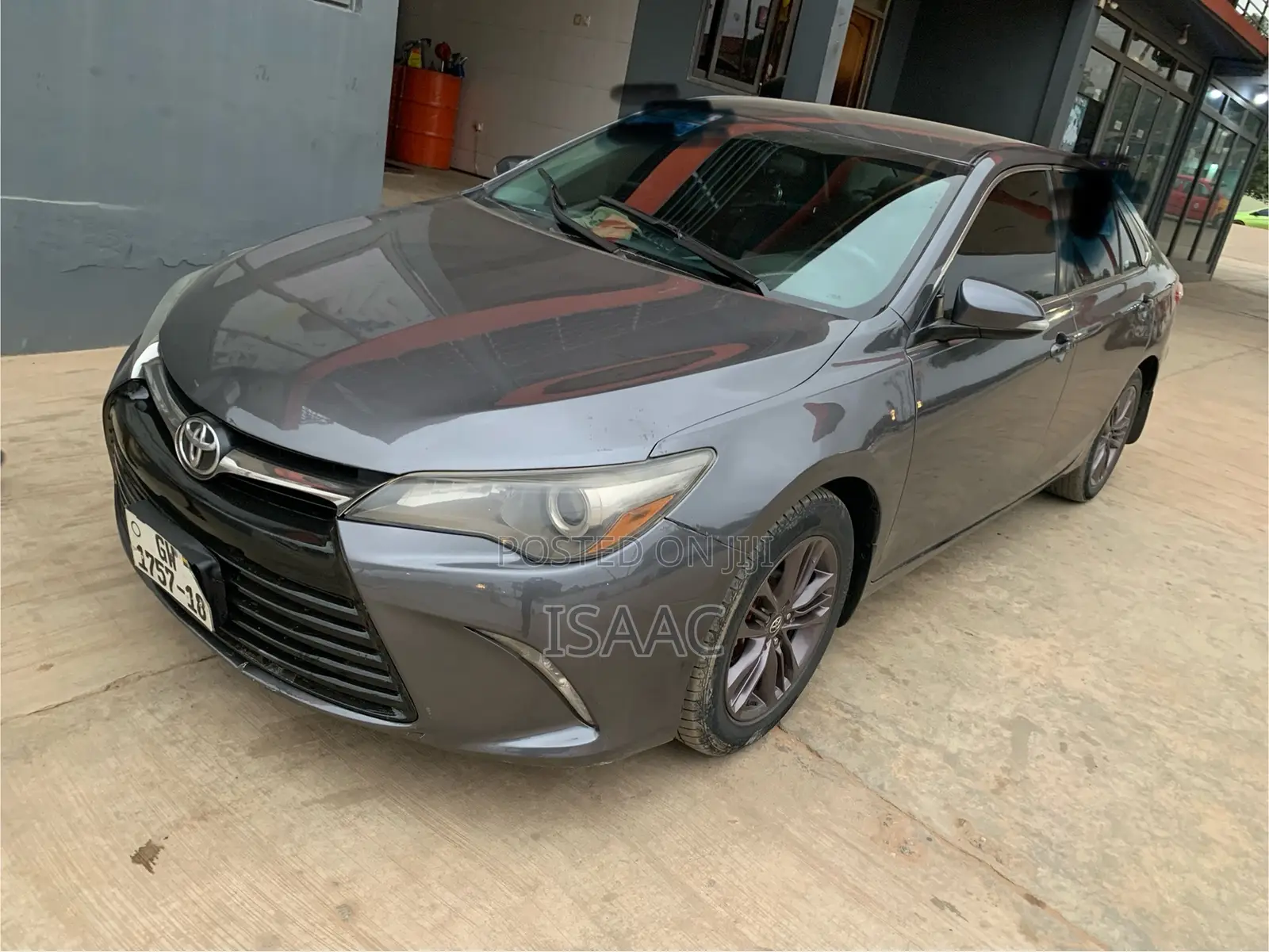 Toyota Camry 2018 Gray