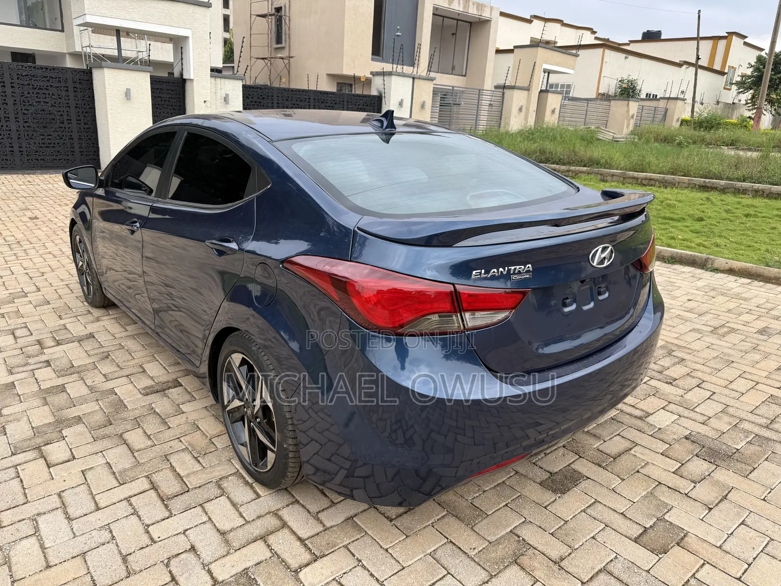 Hyundai Elantra 2016 Blue