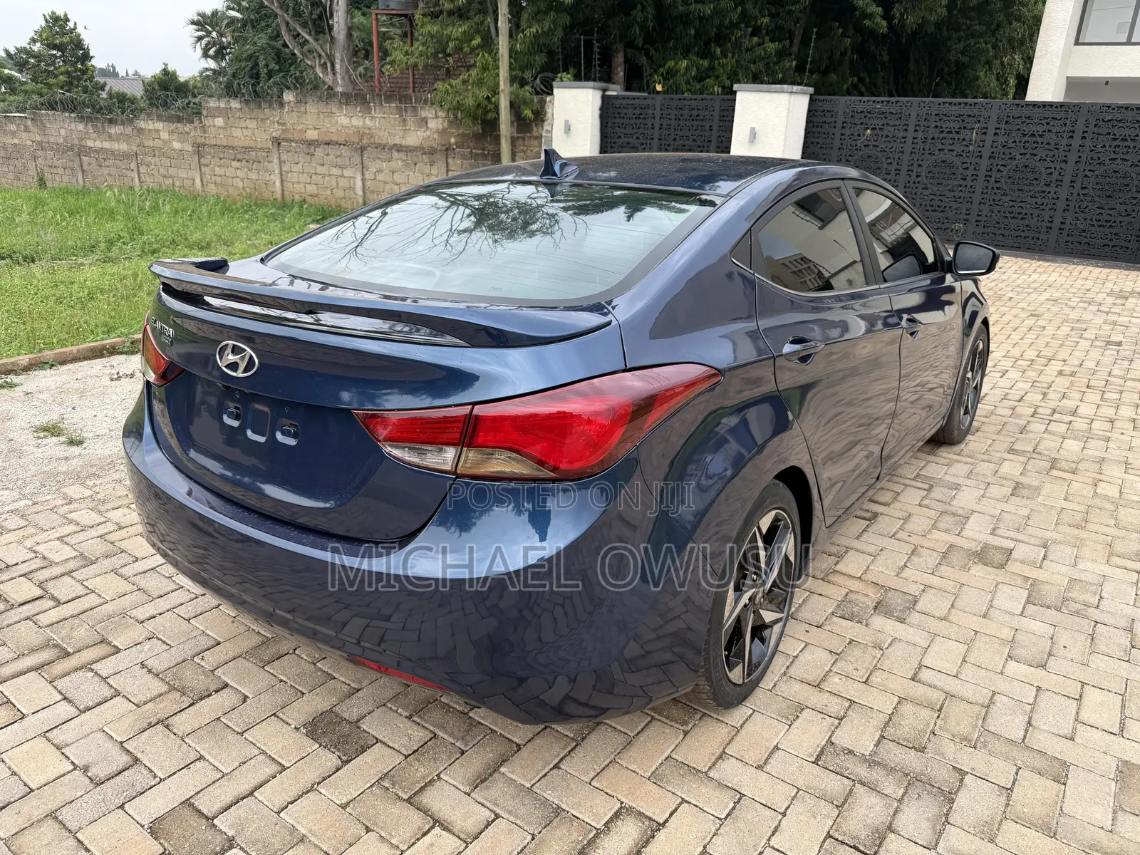 Hyundai Elantra 2016 Blue