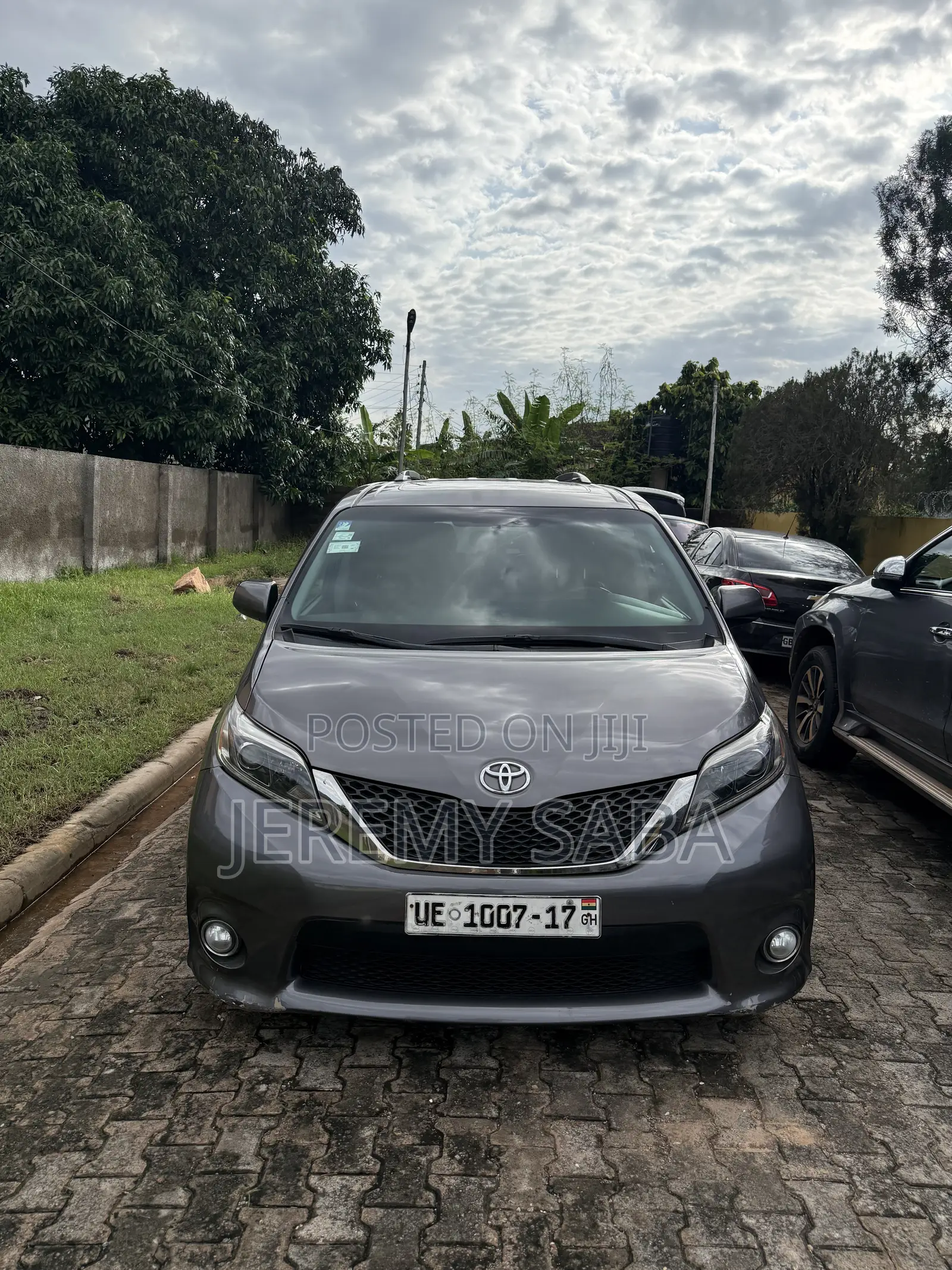 Toyota Sienna 2017 Silver