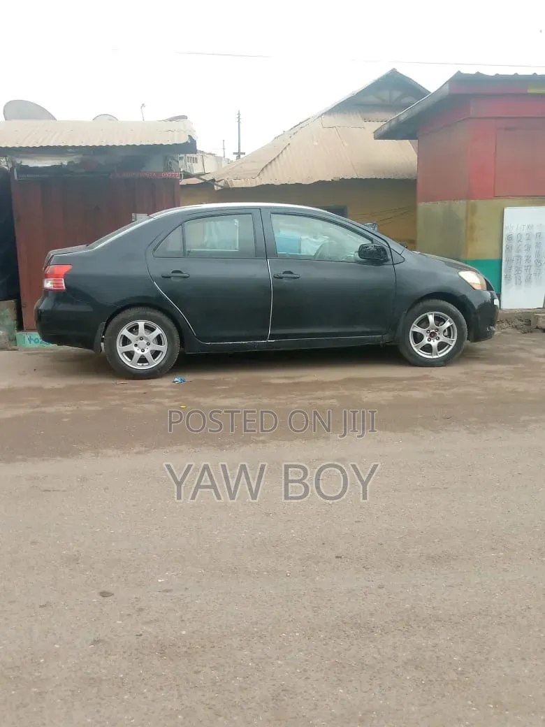 Toyota Yaris 2009 Black