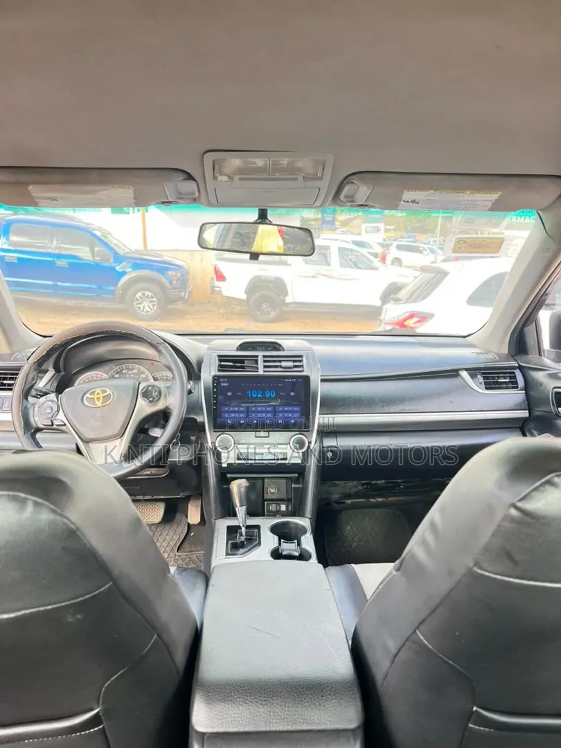 Toyota Camry 2014 Gray