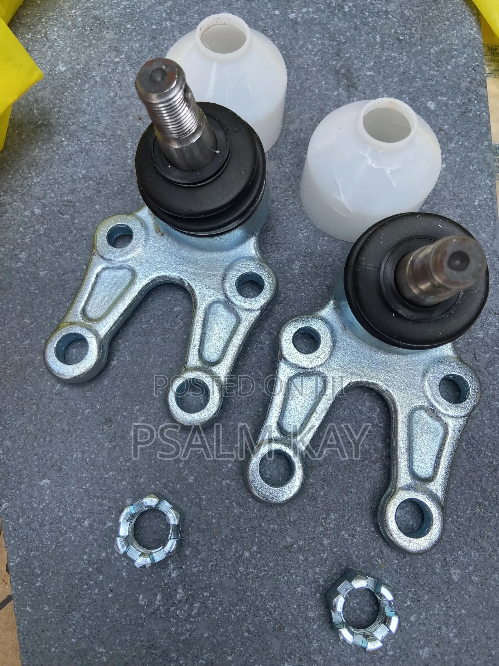 Toyota Fish /Stambic/ Hiace Lower Arm Ball Joint