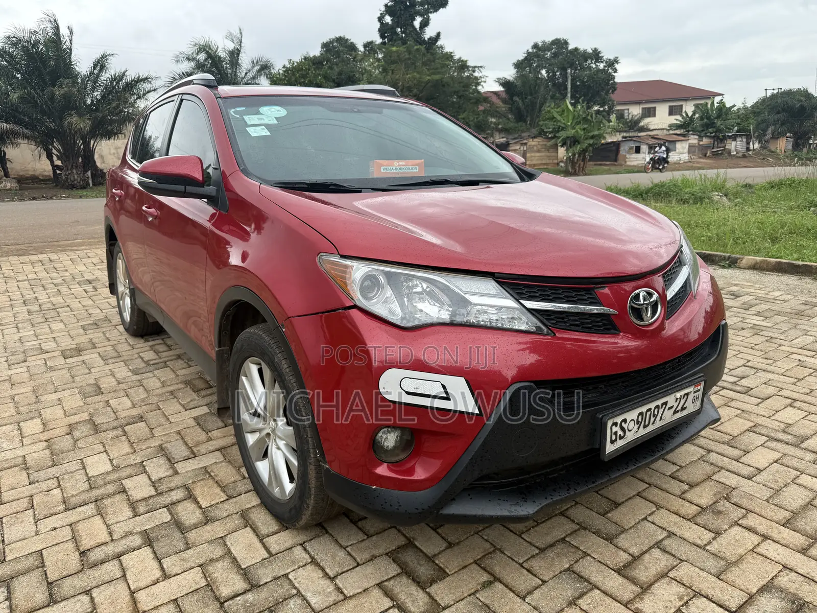 Toyota RAV4 2015 Red