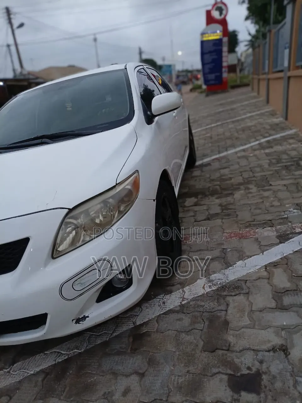 Toyota Corolla 2010 White