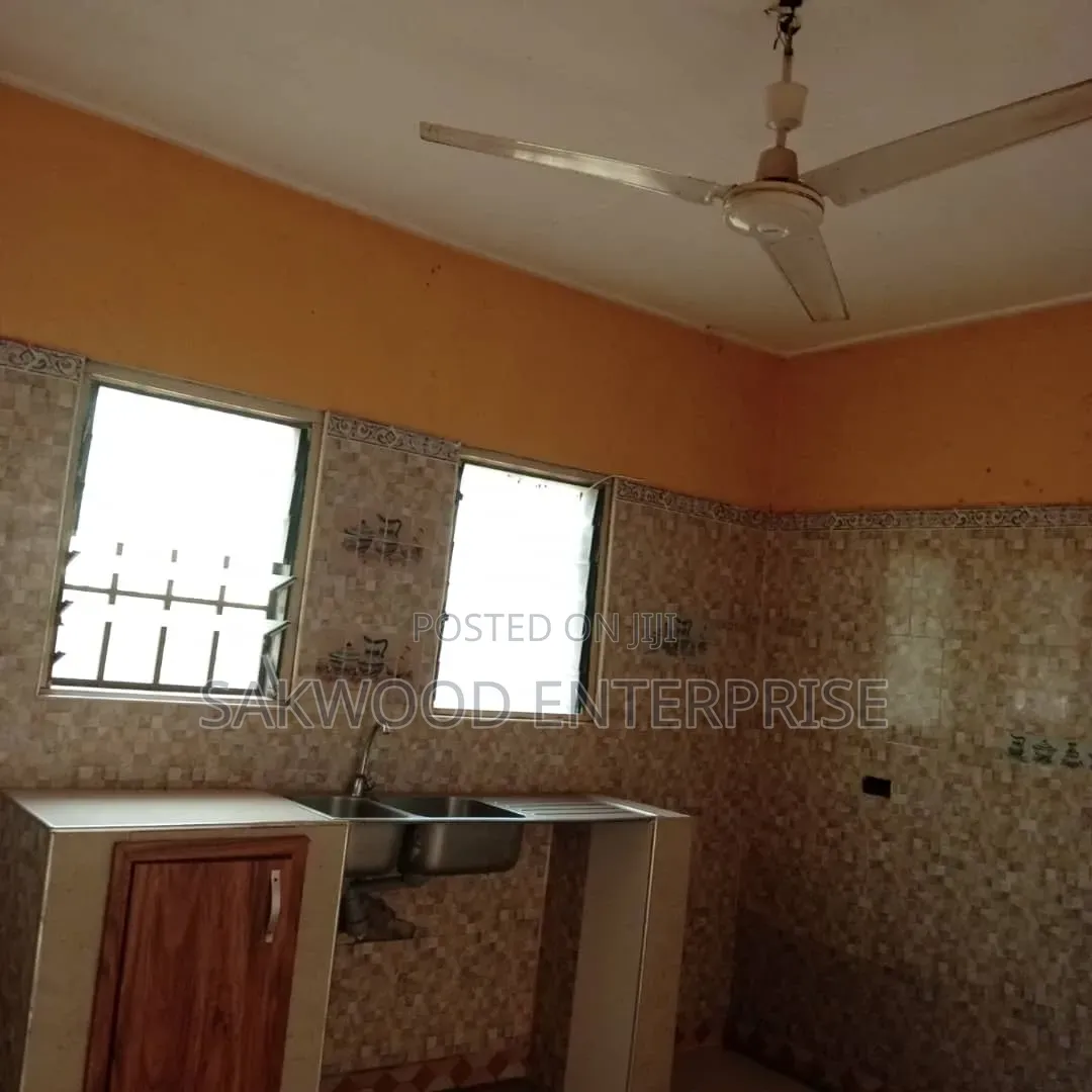 1bdrm Apartment in Sakwood Enterprise, Oyibi for rent