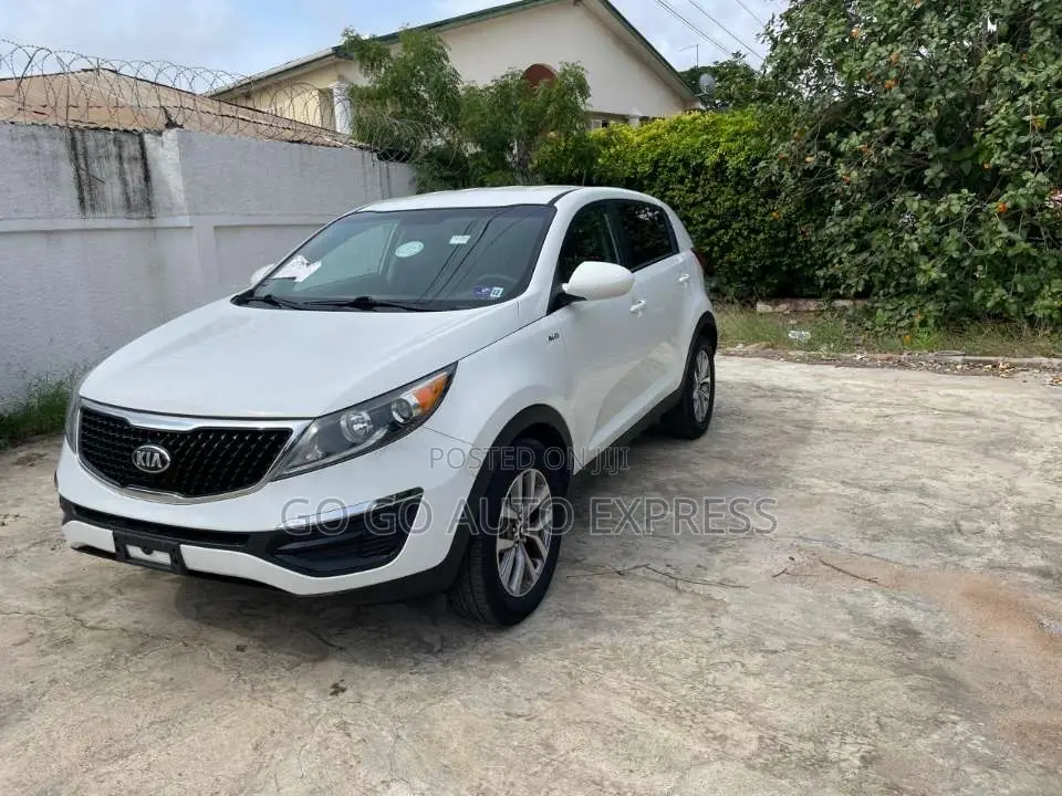 Kia Sportage LX 4dr SUV (2.4L 4cyl 6A) 2015 White