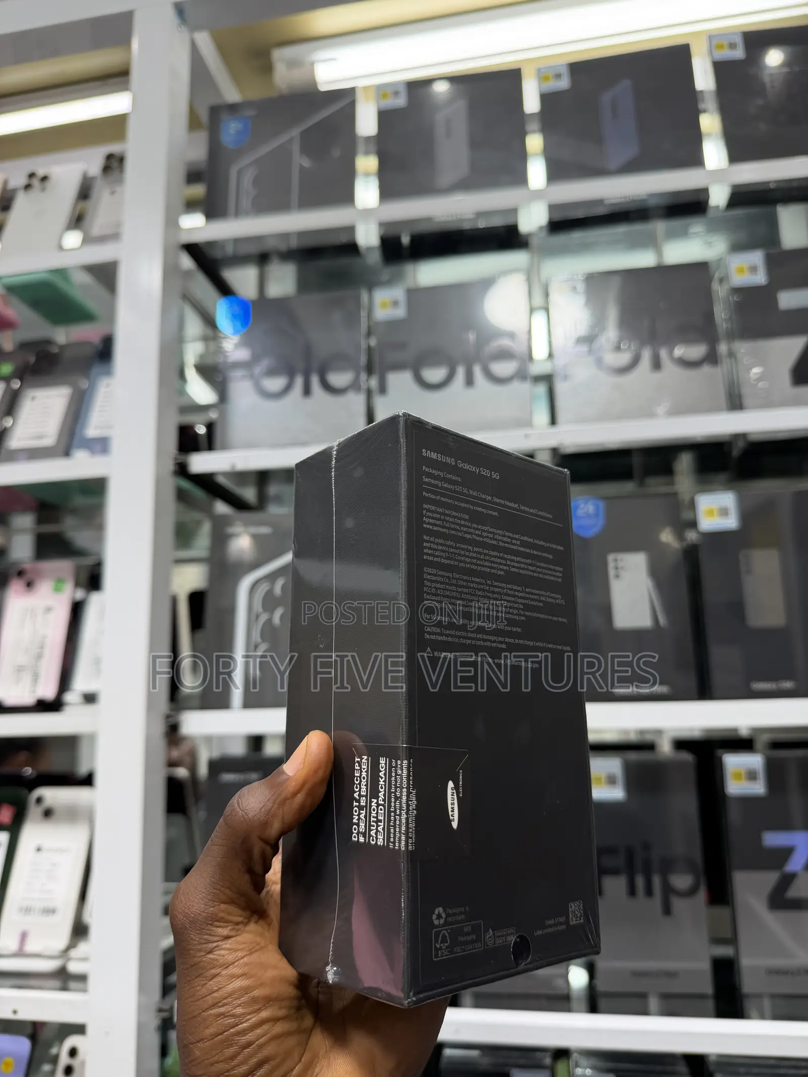 New Samsung Galaxy S20 128 GB Gray