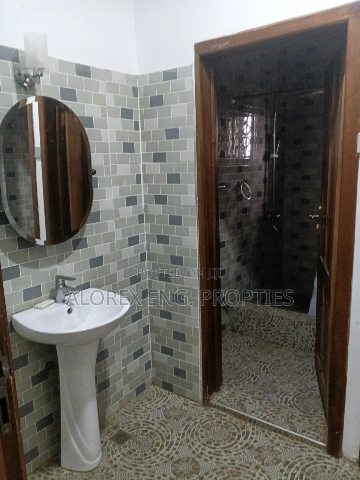 3bdrm Apartment in Adenta Fafraha, Frafraha for rent