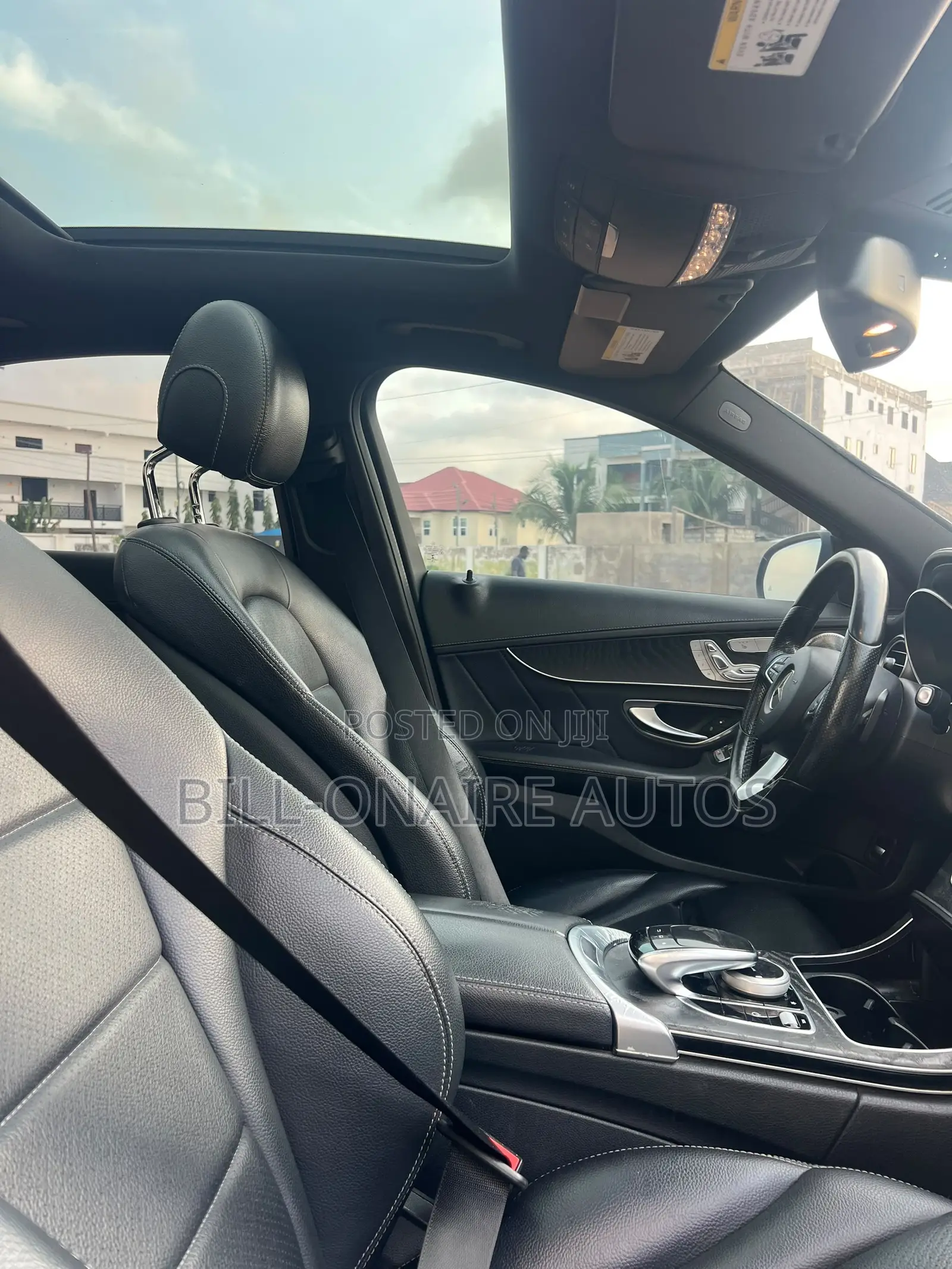 Mercedes-Benz C300 Luxury Sedan RWD (2.0L 4cyl 7A) 2016 Black