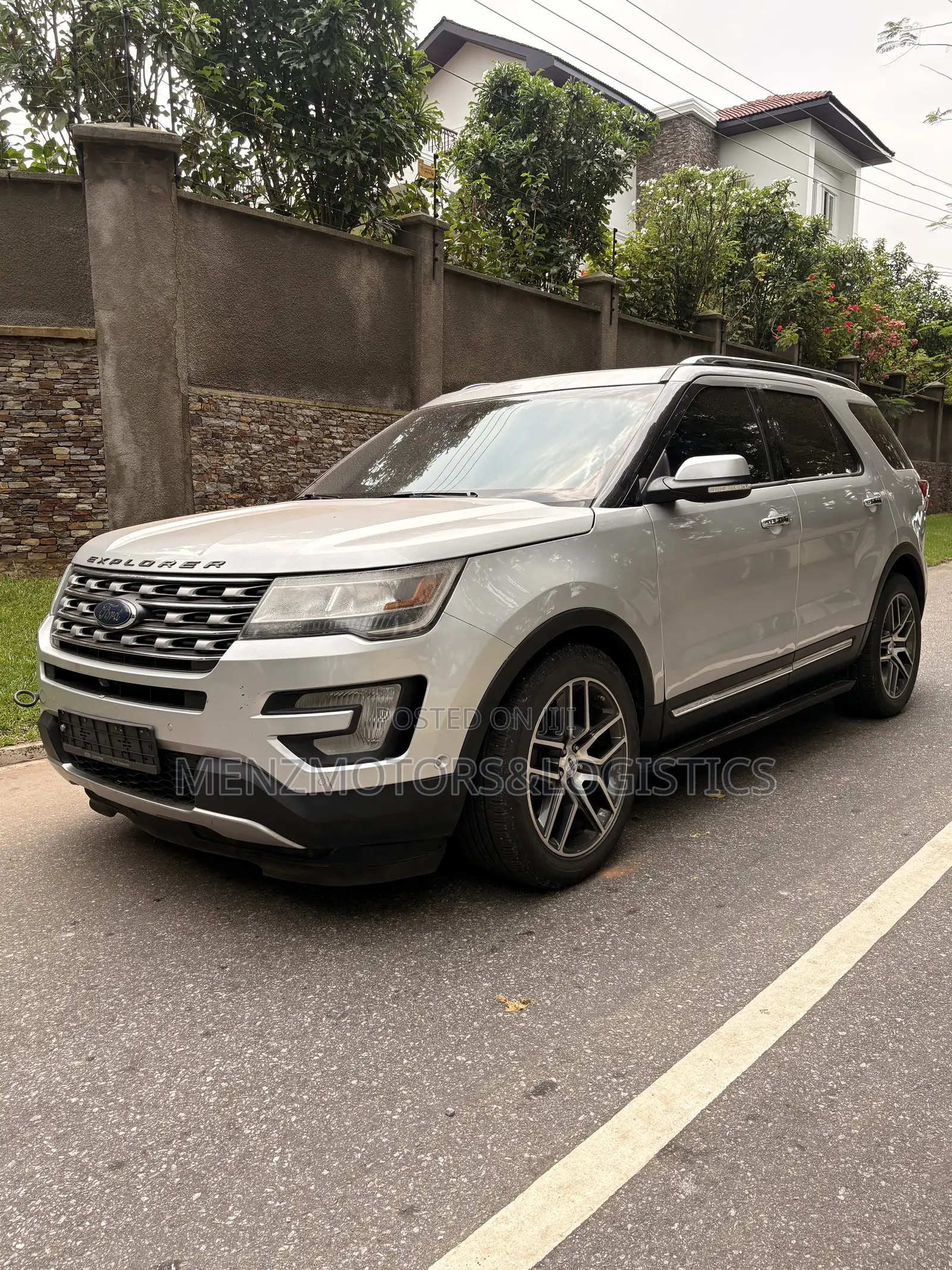 Ford Explorer Limited 4dr SUV (3.5L 6cyl 6A) 2016 Silver