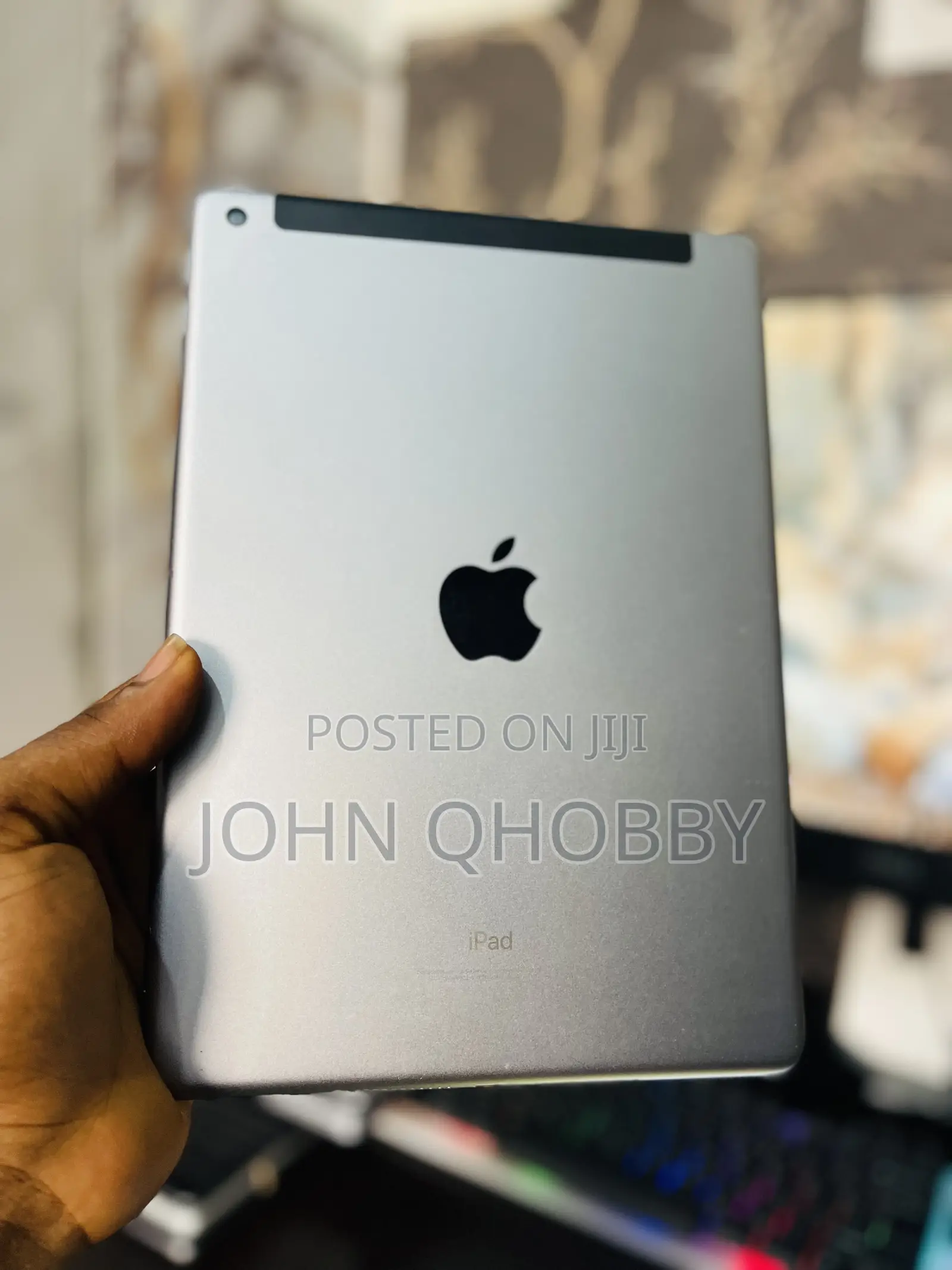 Apple iPad 9.7 128 GB Gray