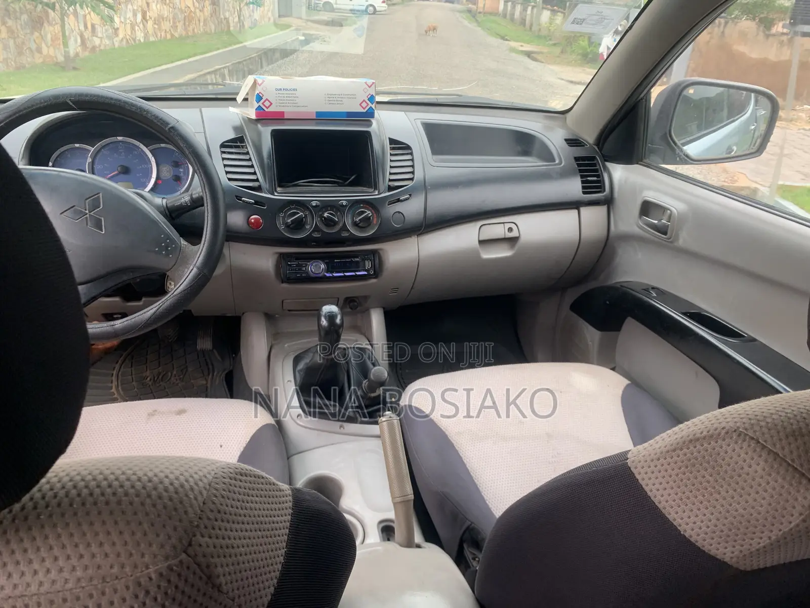 Mitsubishi L200 2010 Blue