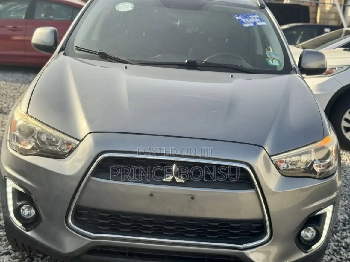 Mitsubishi Outlander 2016 Gray