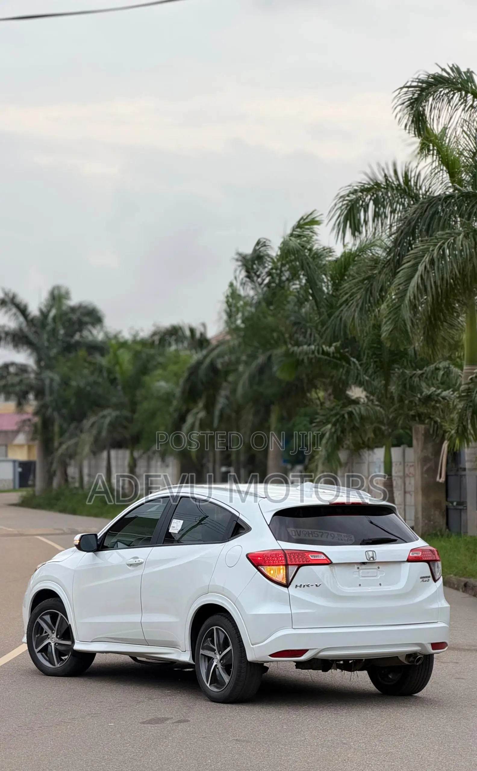 Honda HR-V Touring AWD 2020 White