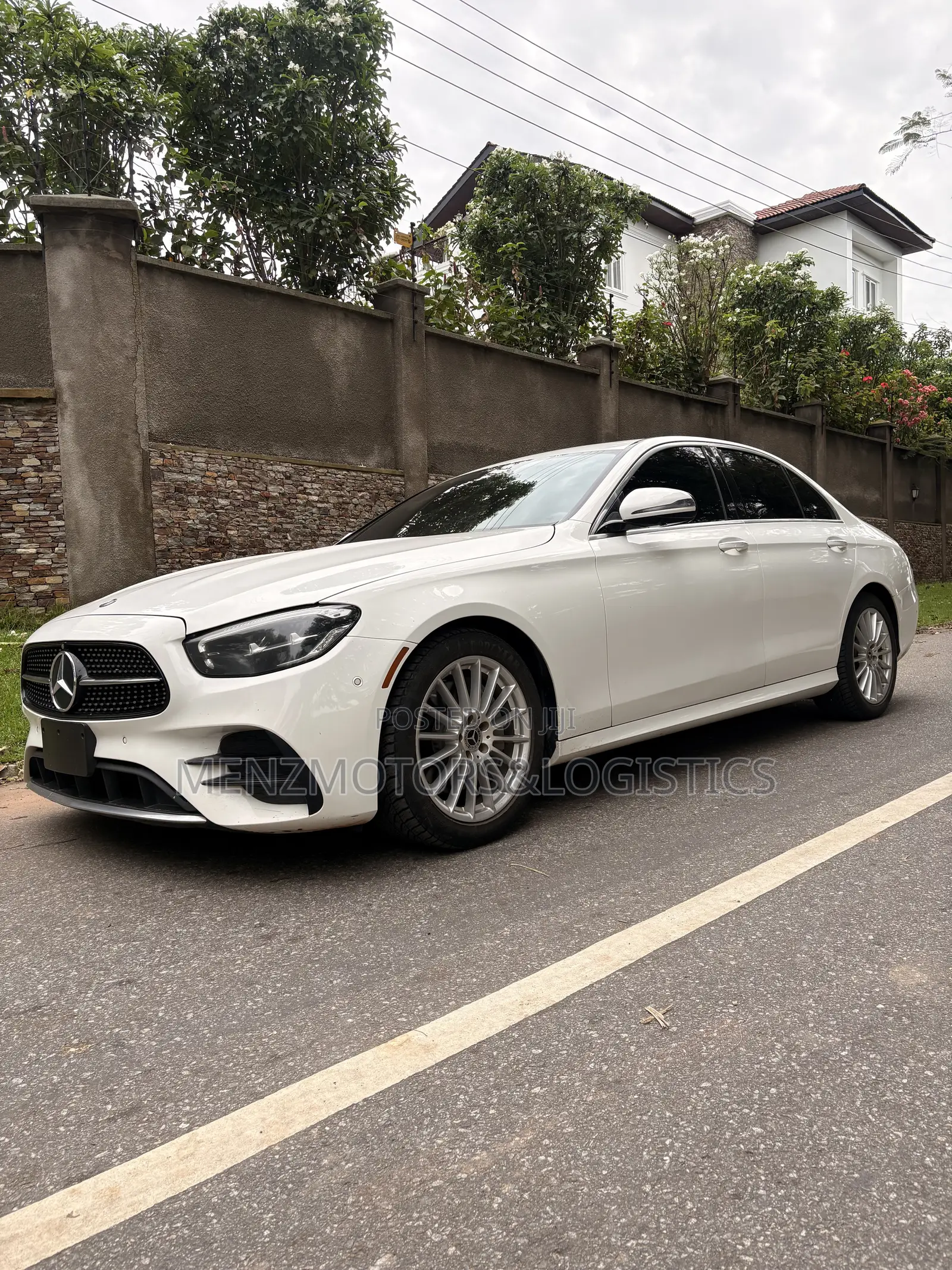 Mercedes-Benz E350 2021 White
