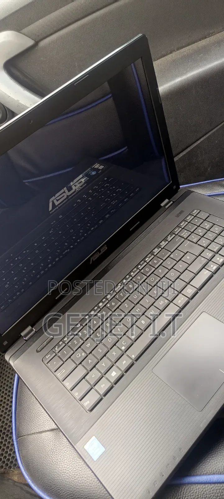 Laptop Asus X75A 8GB Intel HDD 500GB