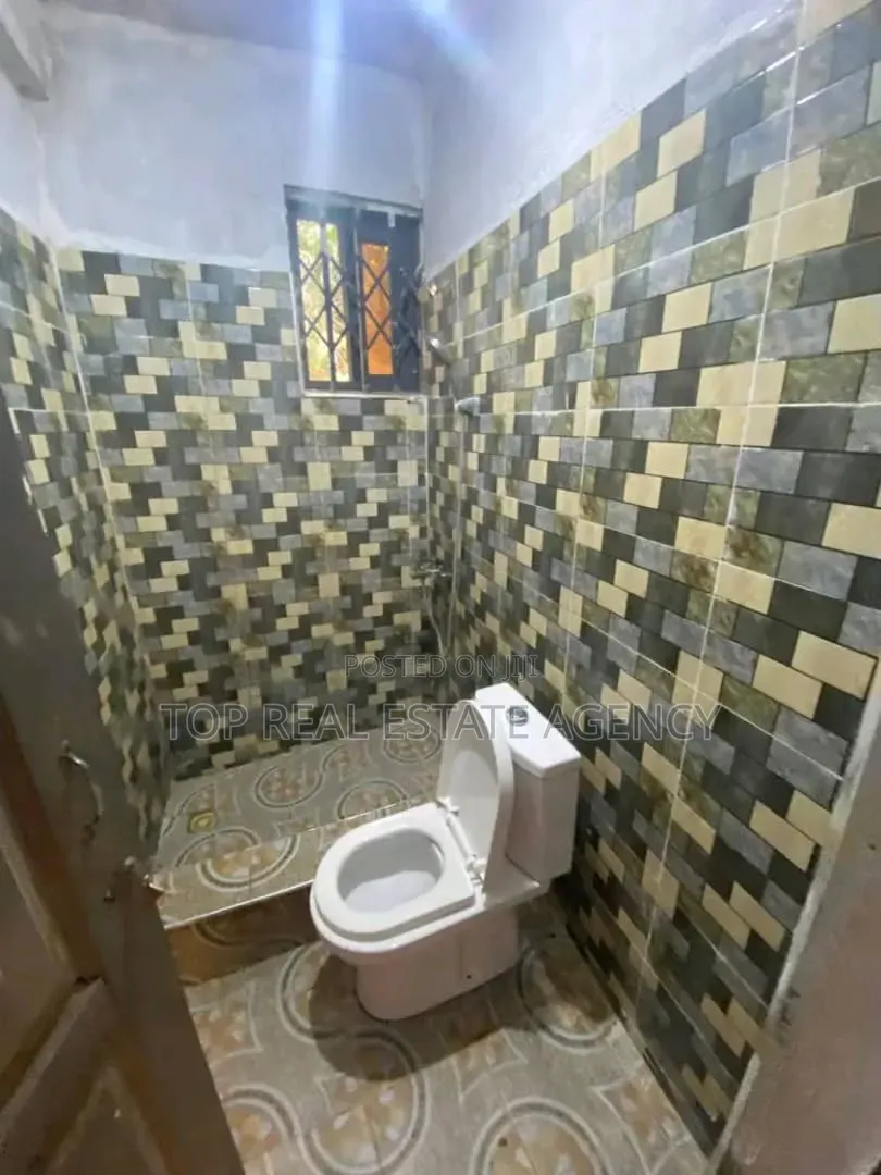 1bdrm Apartment in Cocoa-Board, Amasaman for rent