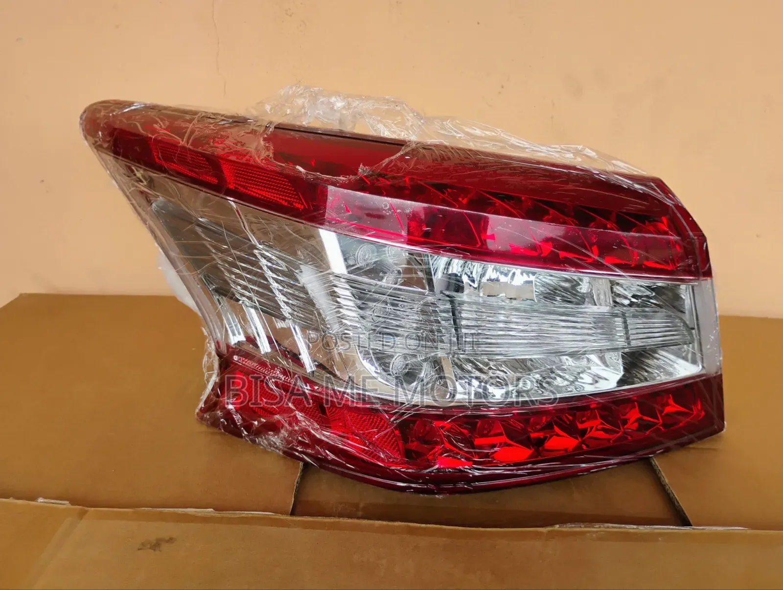 Nissan Sentra 2012/2013/2014/2015 Taillight