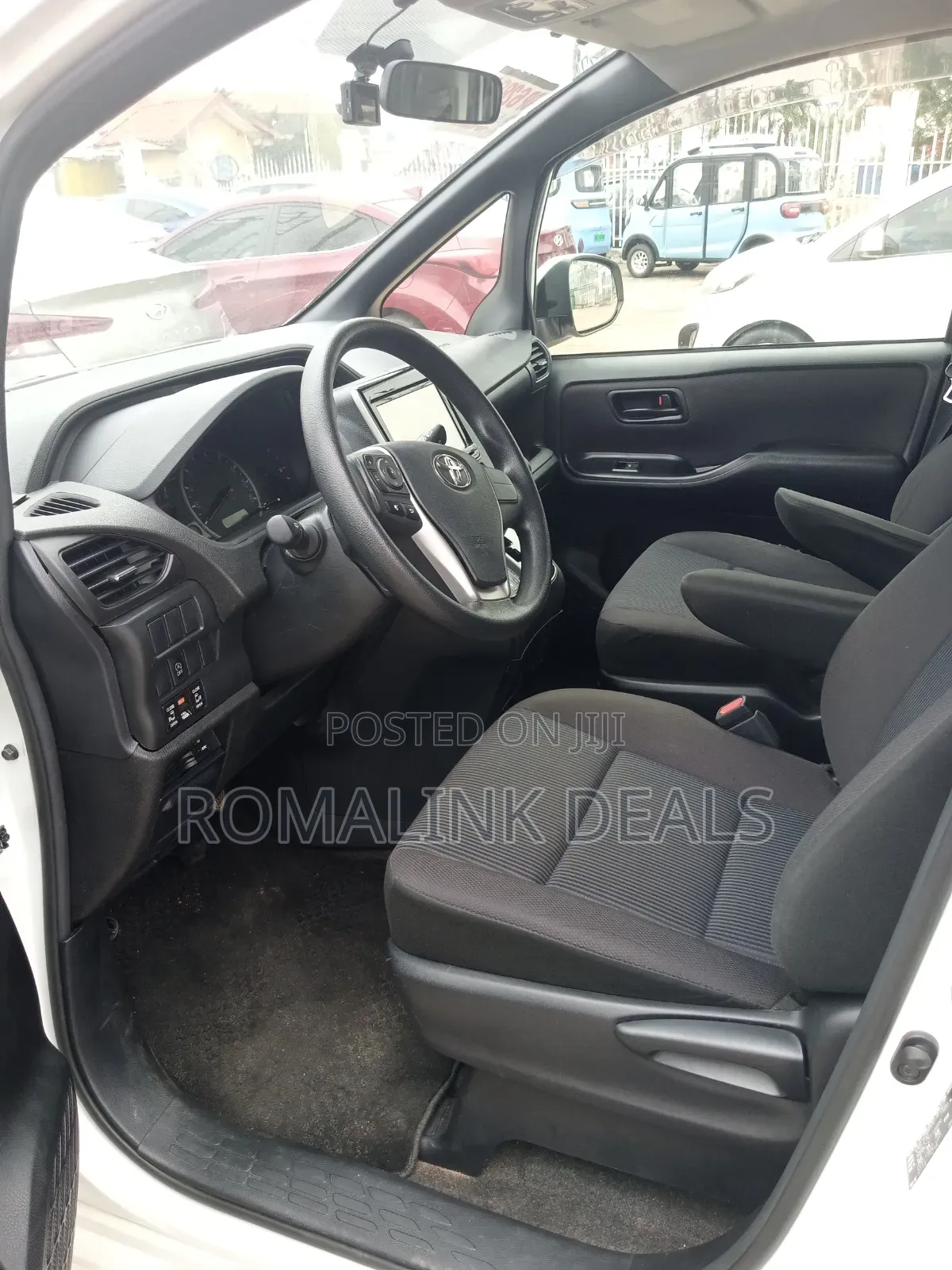 Toyota Voxy 2015 White