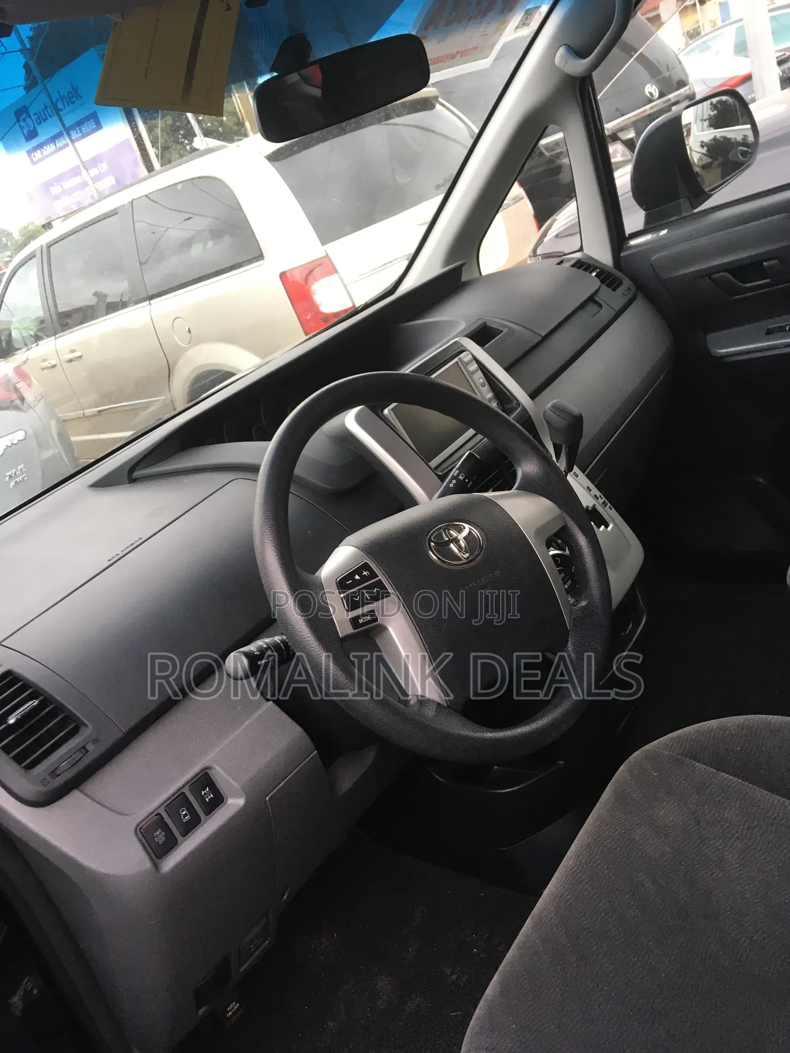Toyota Voxy 2011 Black