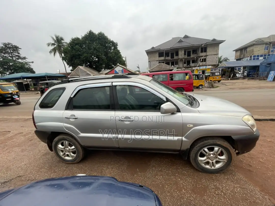 Kia Sportage 2008 Silver
