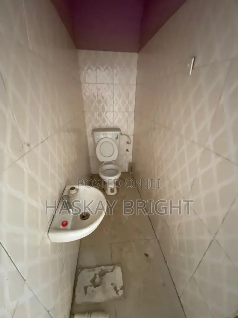 Roadside Double Shop With Office Space for Rent at Achimota Neoplan
