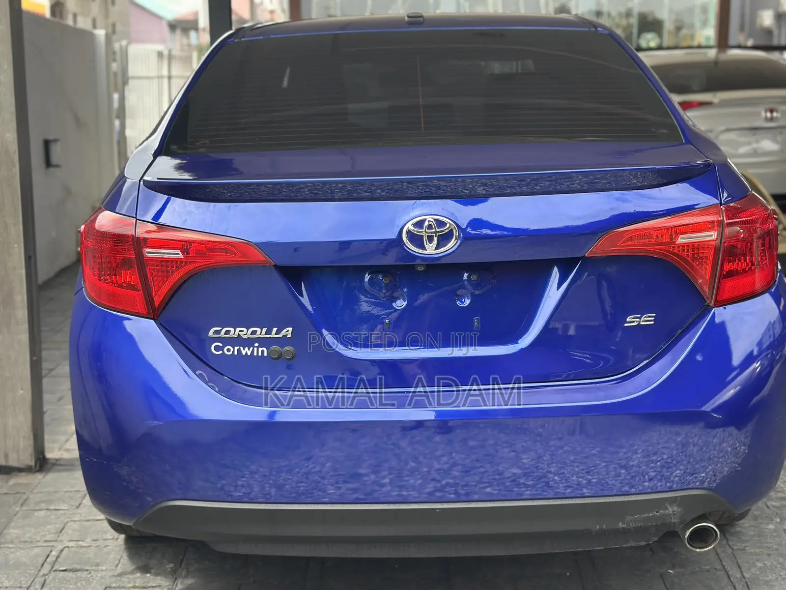 Toyota Corolla SE (1.8L 4cyl 6M) 2018 Blue