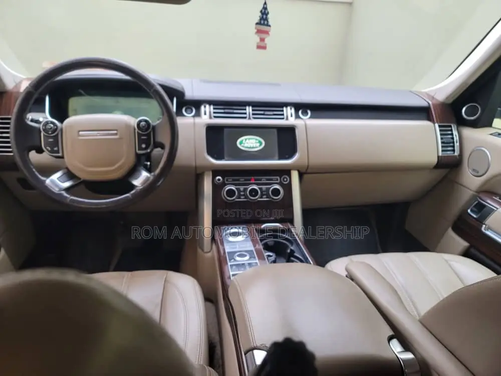 Land Rover Range Rover Vogue 2014 White