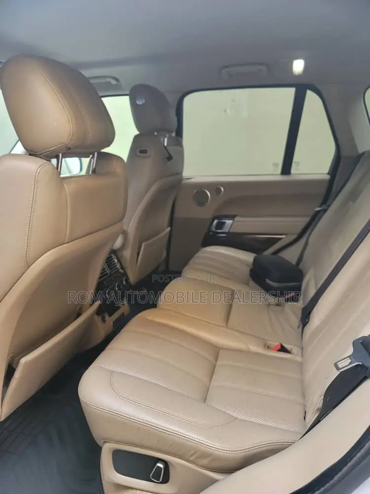 Land Rover Range Rover Vogue 2014 White