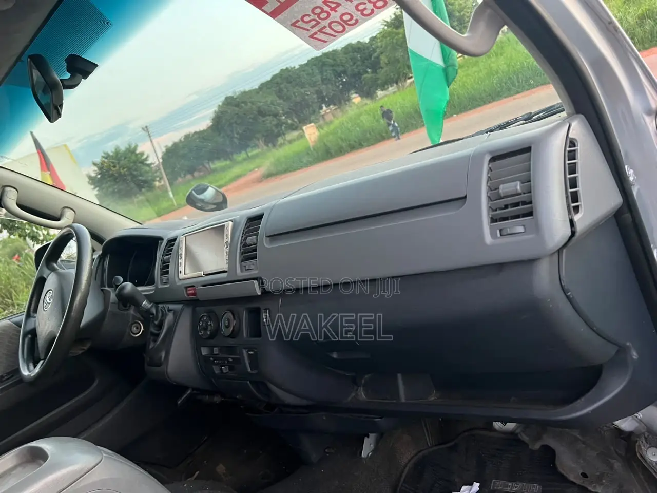 Toyota HiAce 2010 Silver
