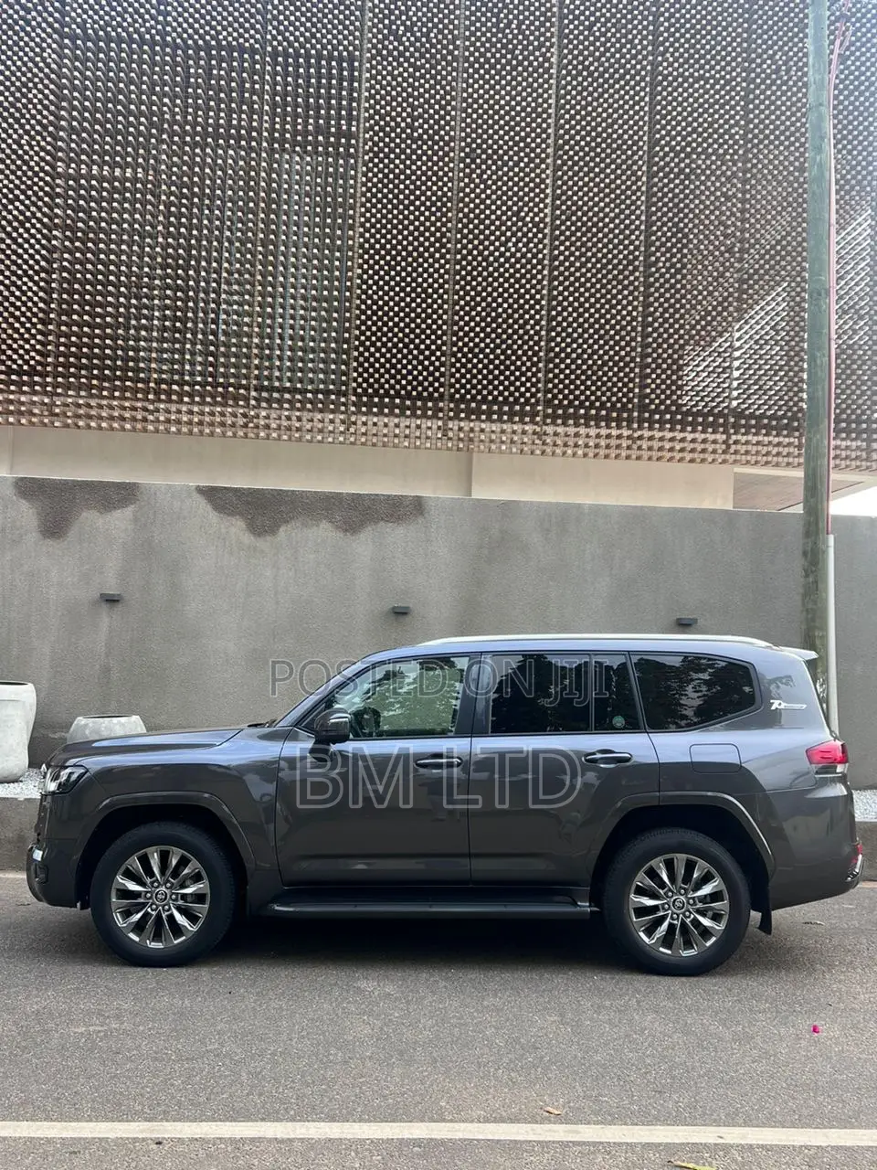 Toyota Land Cruiser 2022 Black