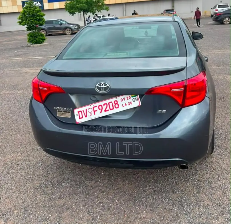 Toyota Corolla 2017 Silver