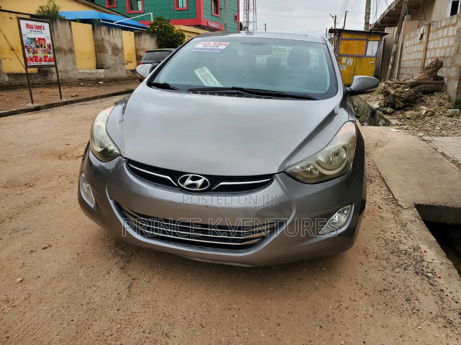 Hyundai Elantra Limited Sedan FWD (1.8L 4cyl 6A) 2013 Gray