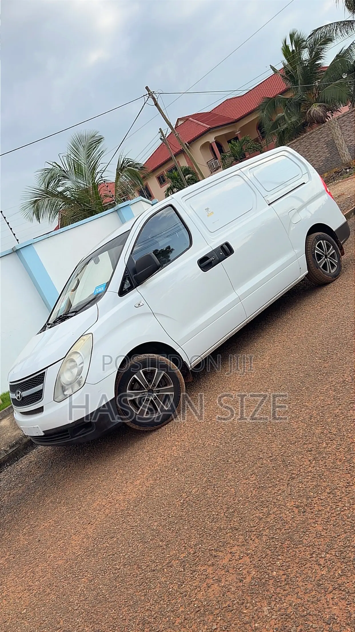 Hyundai H1 2008 White