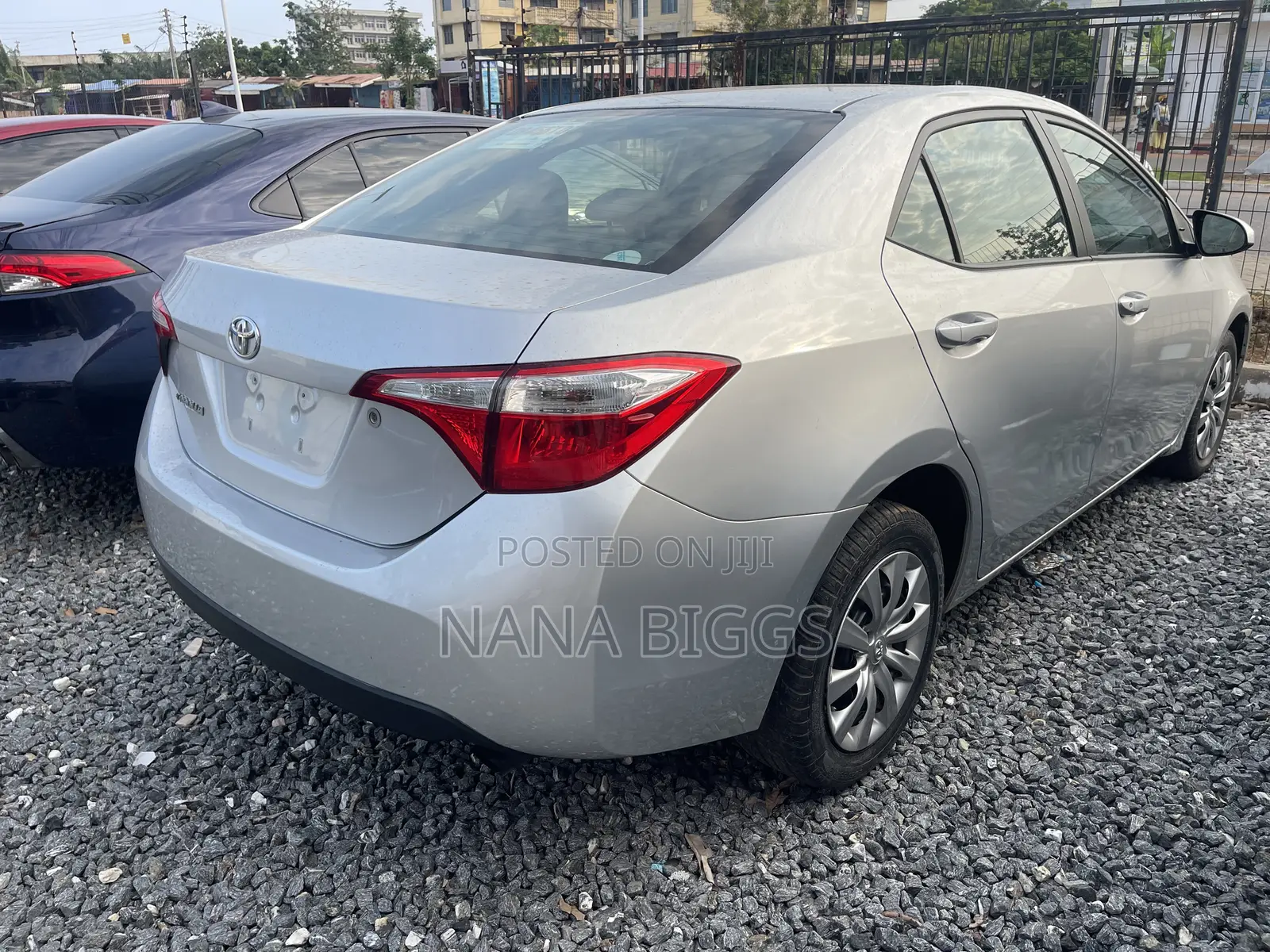 Toyota Corolla LE 4dr Sedan (1.8L 4cyl CVT) 2016 Silver