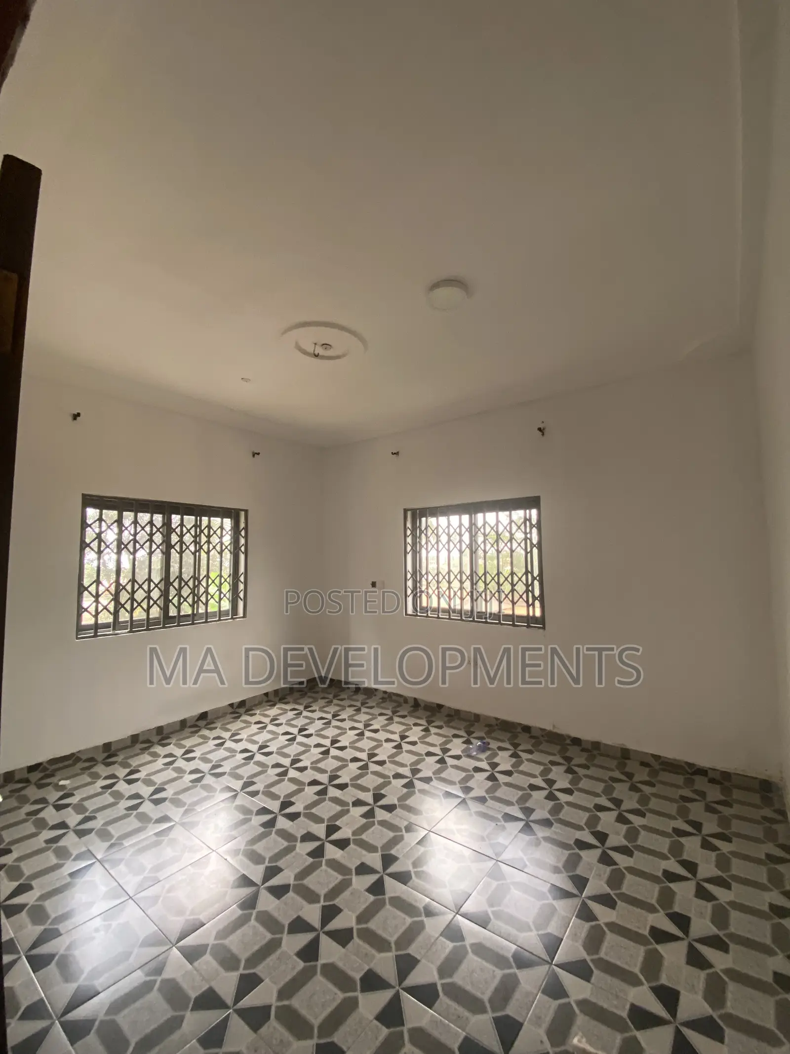 2bdrm Apartment in Madev Realty, Ofankor for rent